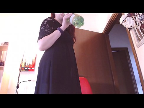❤️ Un escravo sumiso que adora as bragas sucias e deliciosas vese obrigado a masturbarse despois de ver este vídeo! ❤ Porno casero en % gl.porngameshub.ru %